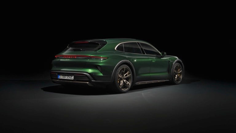 Porsche Taycan Turbo Cross Turismo