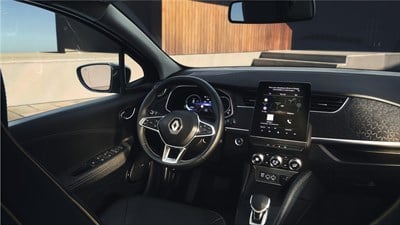 Renault Zoe E-Tech Equilibre interior