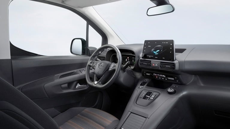 Vauxhall Combo Electric 50 kWh interior