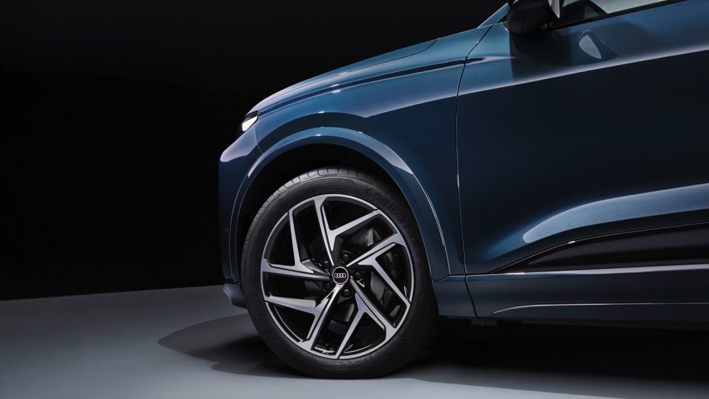 Audi Q6 SUV e-tron quattro