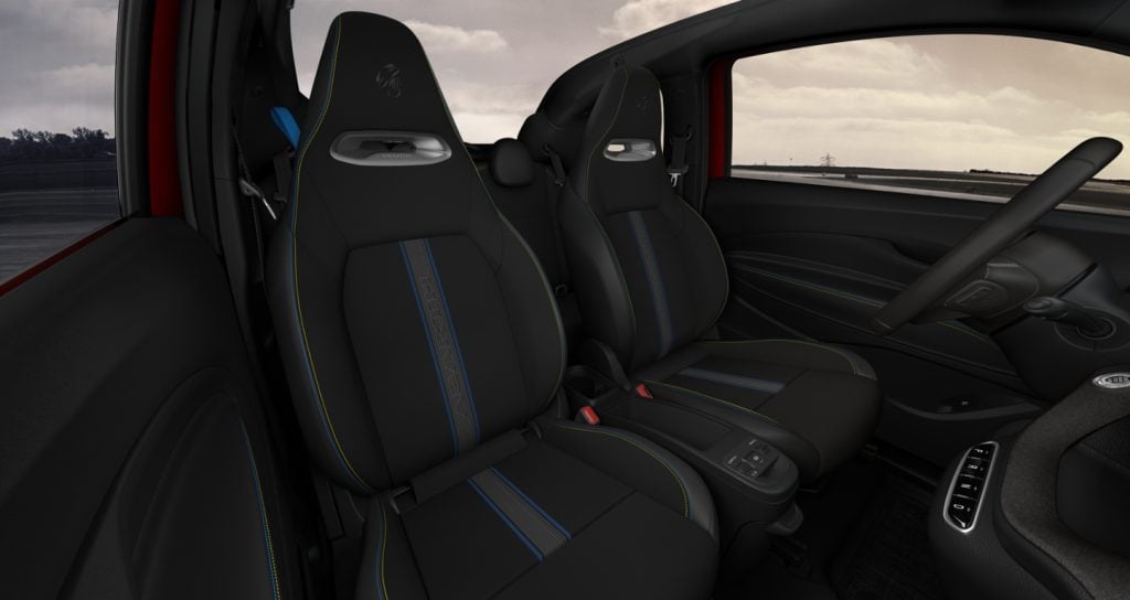 Abarth 500e Convertible interior
