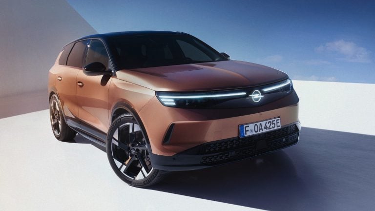 Vauxhall Grandland Electric 73kWh