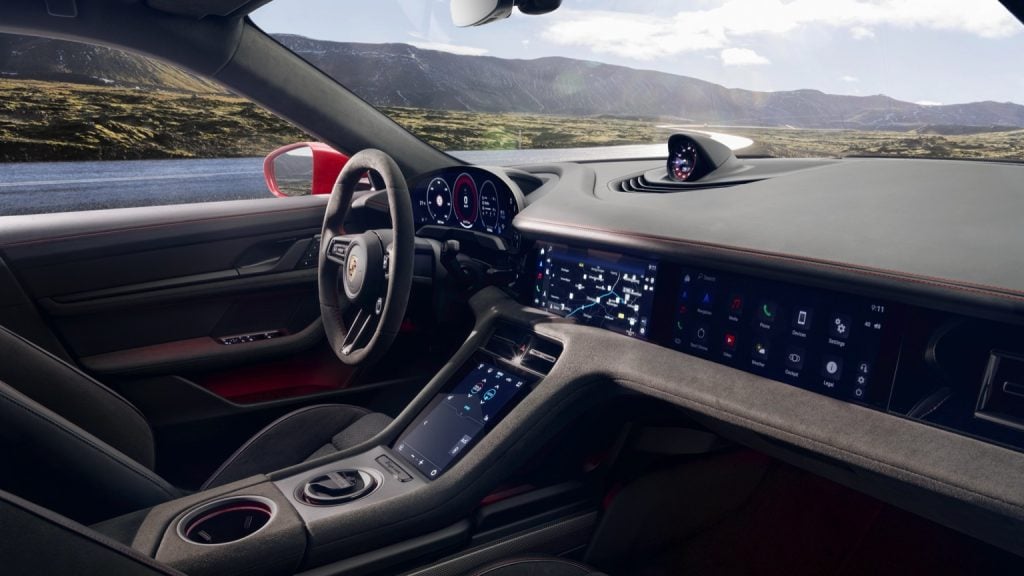 Porsche Taycan GTS Sport Turismo interior