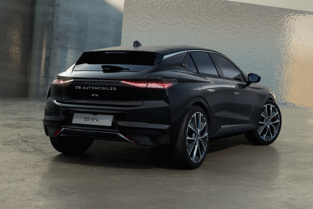 Ds Automobiles N°4 E-Tense 