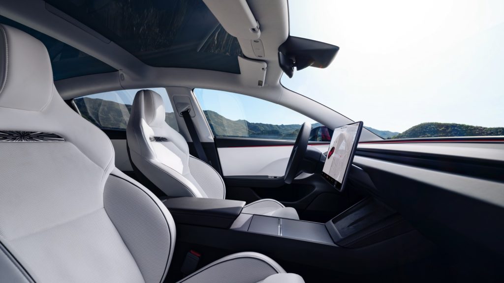 Tesla Model 3 Performance interior