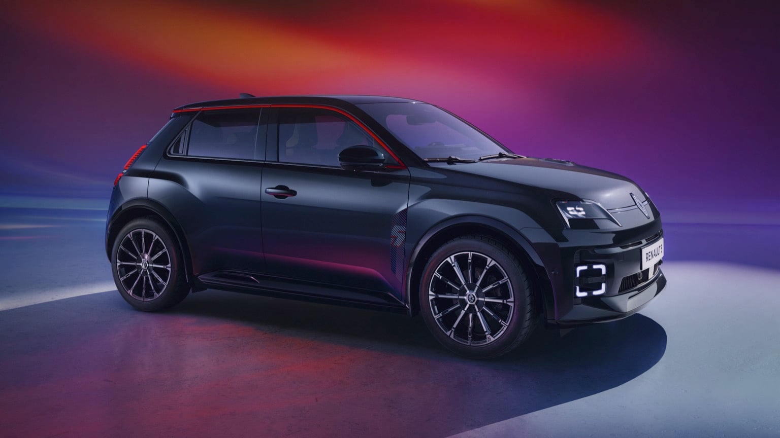 Renault 5 E-Tech 40kwh 95hp review